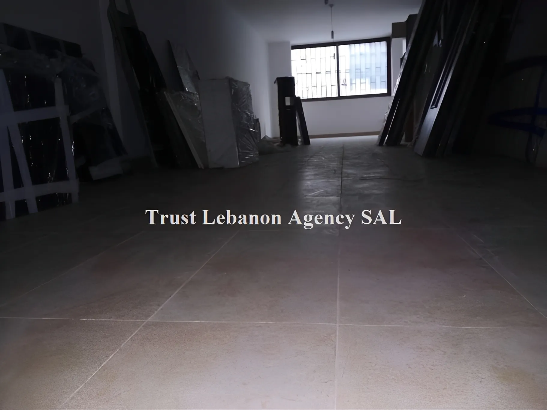 Shop for sale in Beirut, Moucharafieh