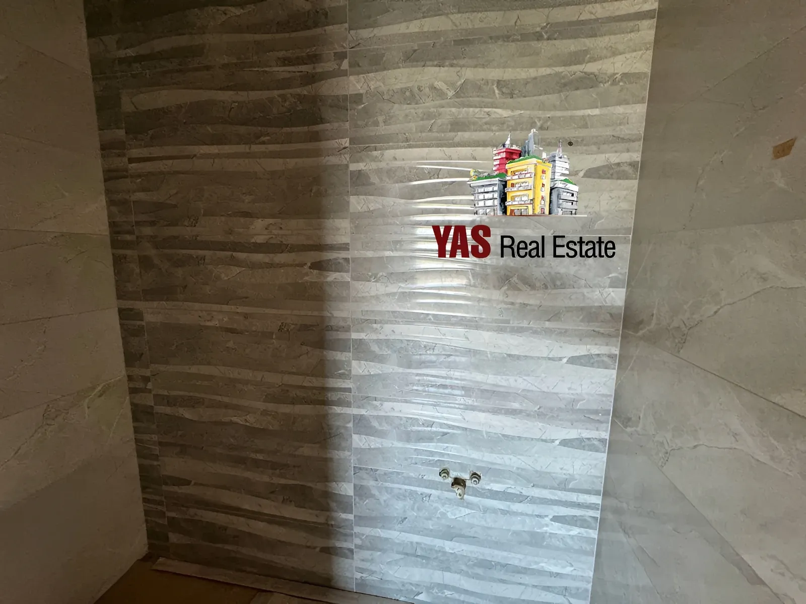 Apartment for Sale in Ballouneh - 2 bed, 2 bath