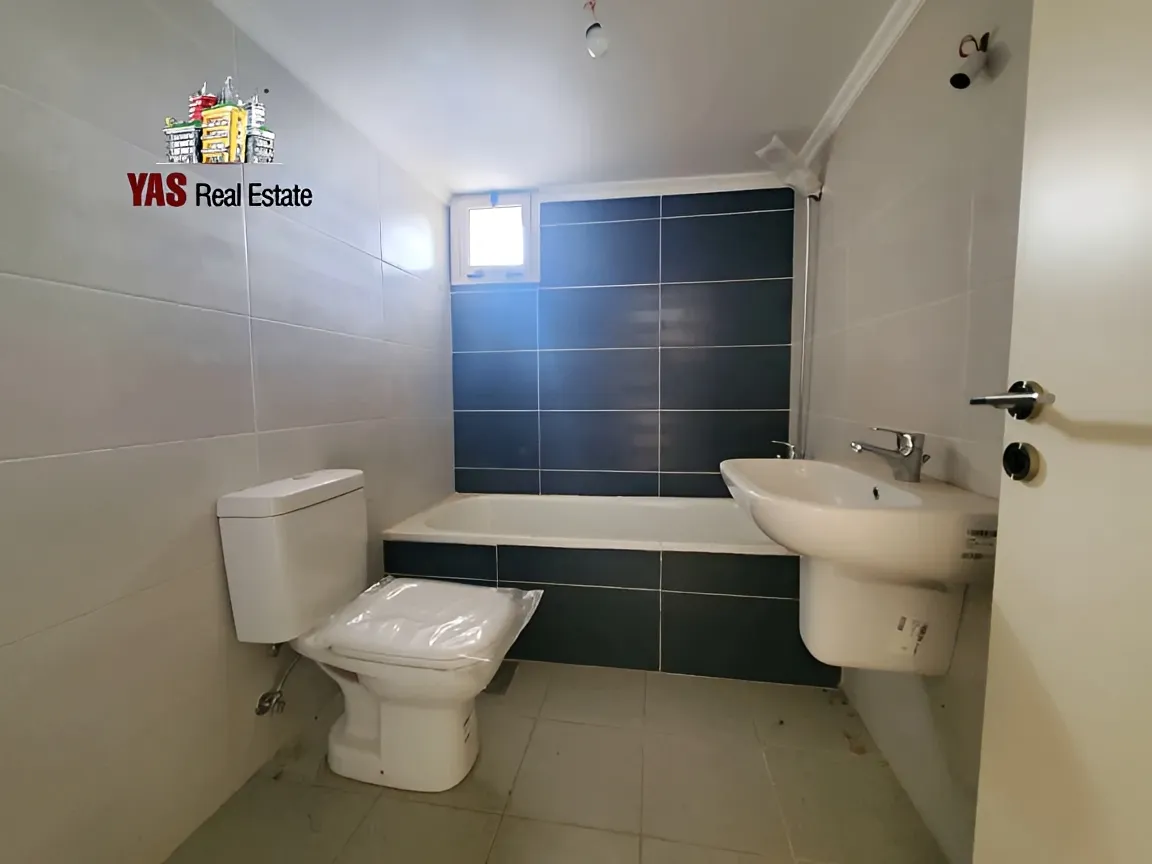 Apartment for Sale in Ballouneh