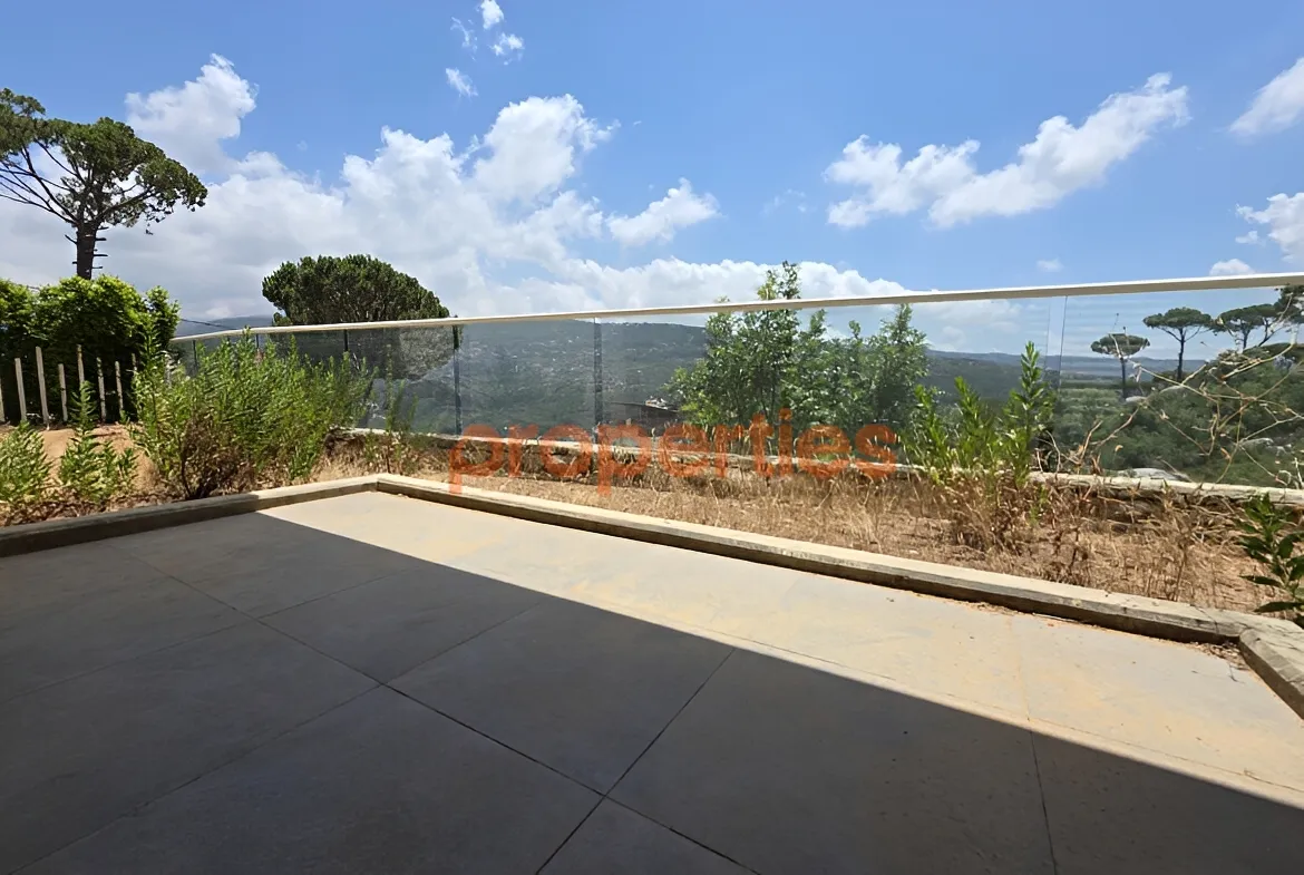 Apartment for Sale in Baabdat - 2 bed, 4 bath