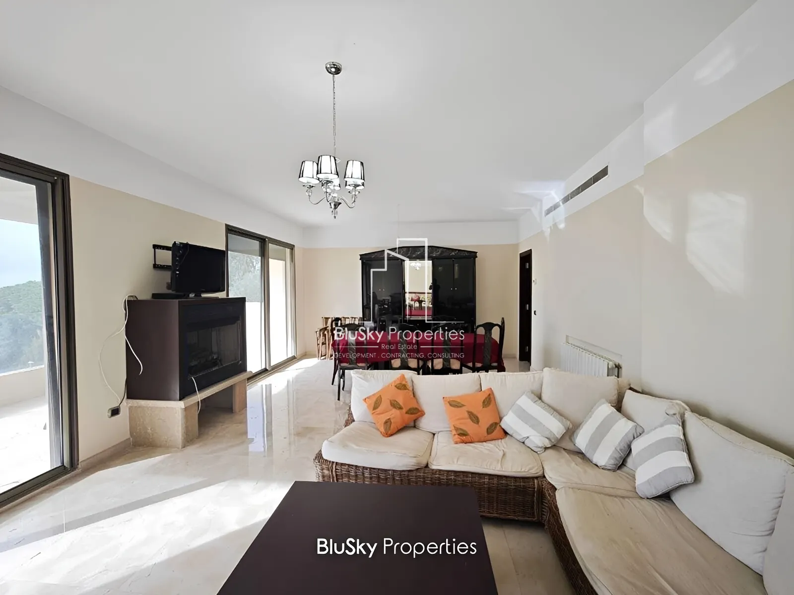 Apartment for Sale in Broumana - 3 bed, 4 bath
