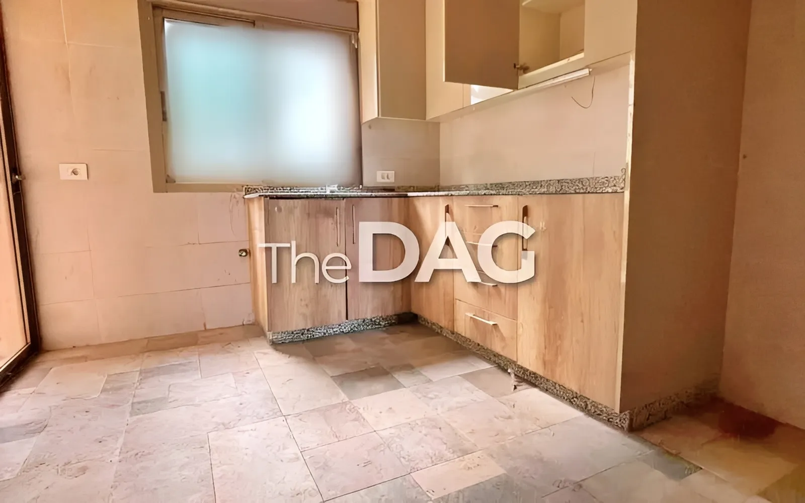 Apartment for Sale in Sabtiyeh, Lebanon - 3 bed, 3 bath