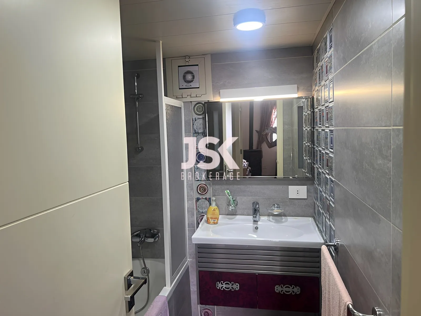 Apartment for Sale in Aley