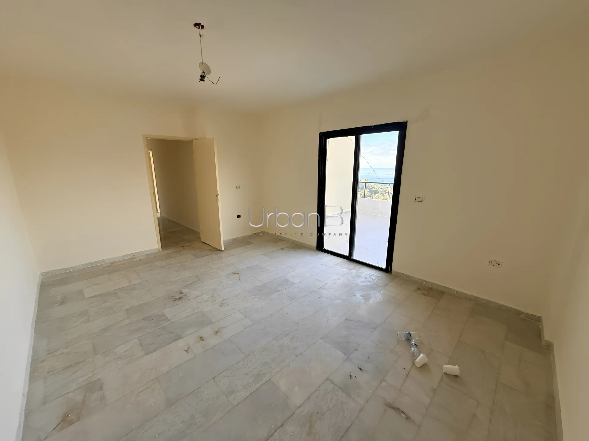Apartment in Dawhet el hoss, aley