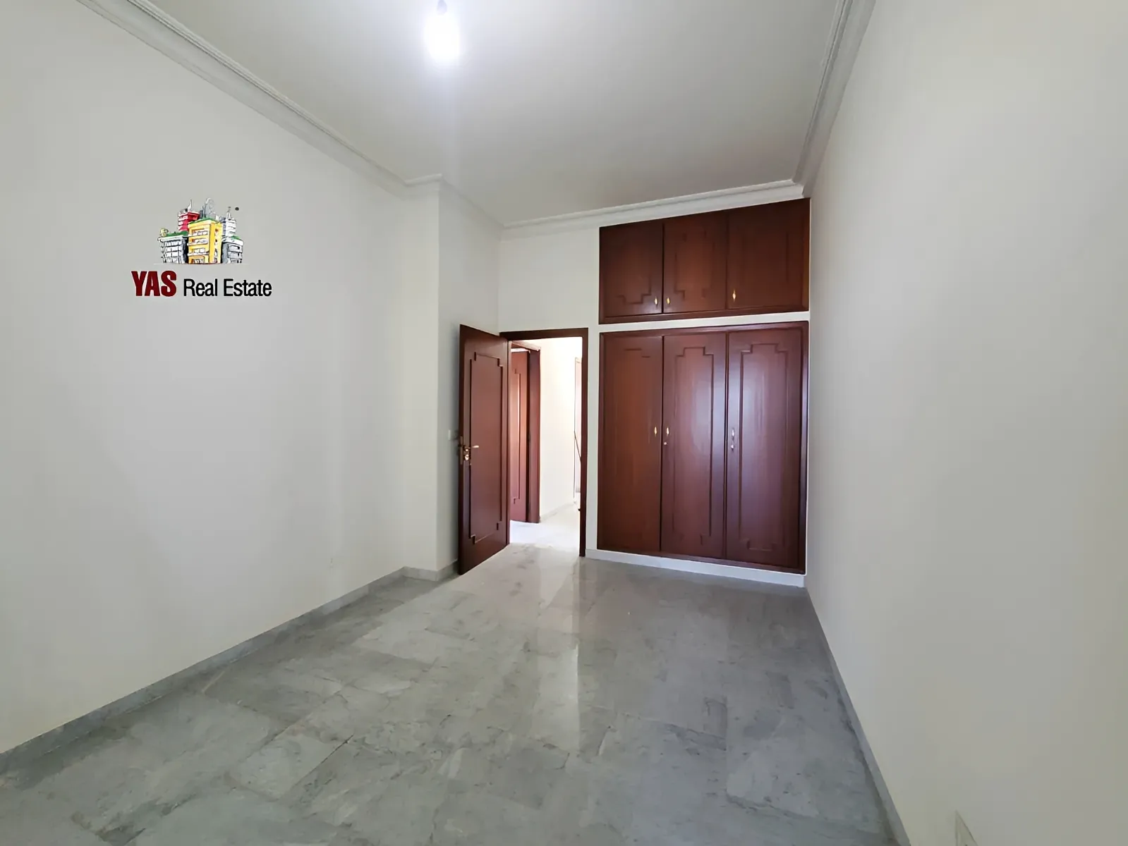 Apartment for Sale in Ballouneh