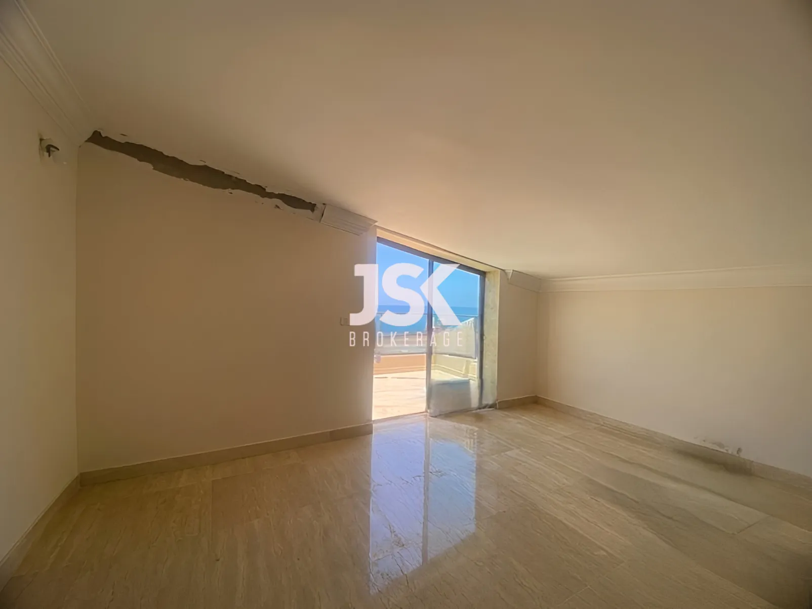 Apartment for Sale in Khalde