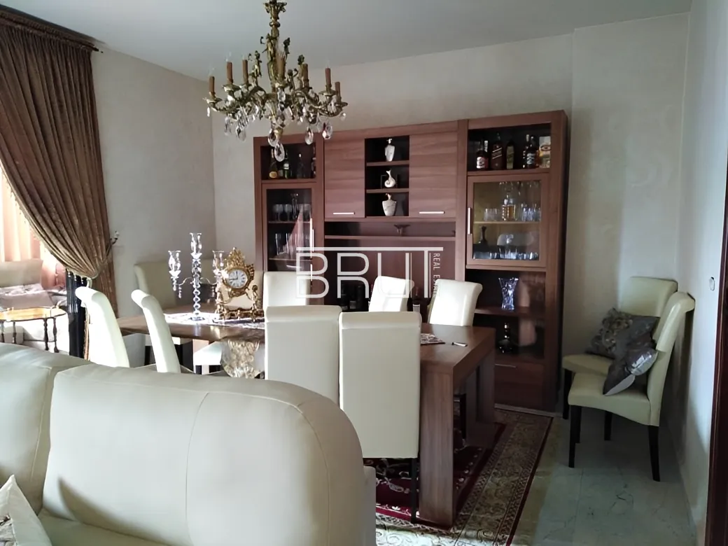 Apartment for Rent in Ballouneh