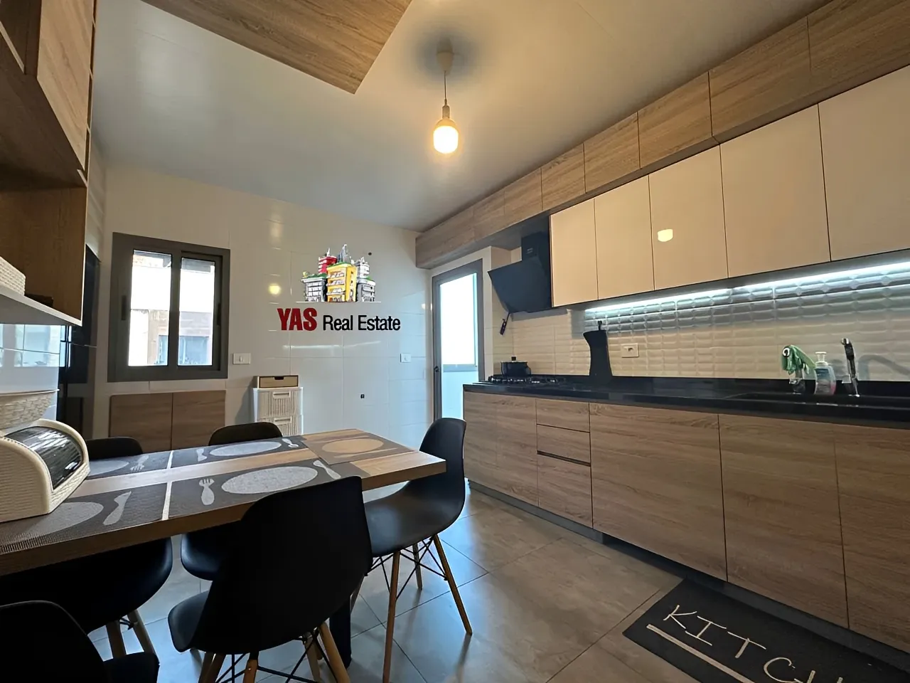 Apartment for Sale in Kornet El Hamra - 3 bed, 3 bath