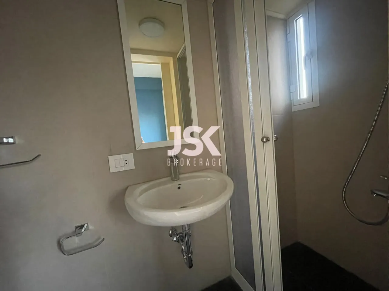 Apartment for Rent in Geitawi
