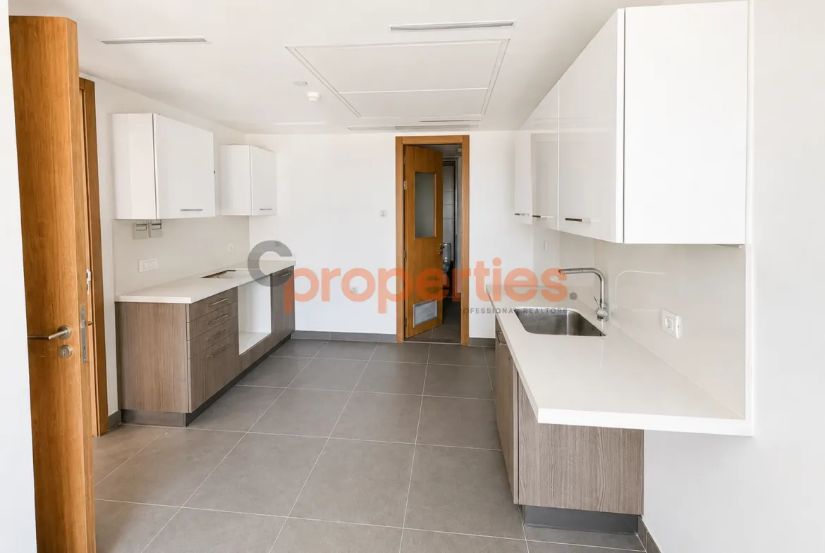 Apartment for Sale in Saifi Village