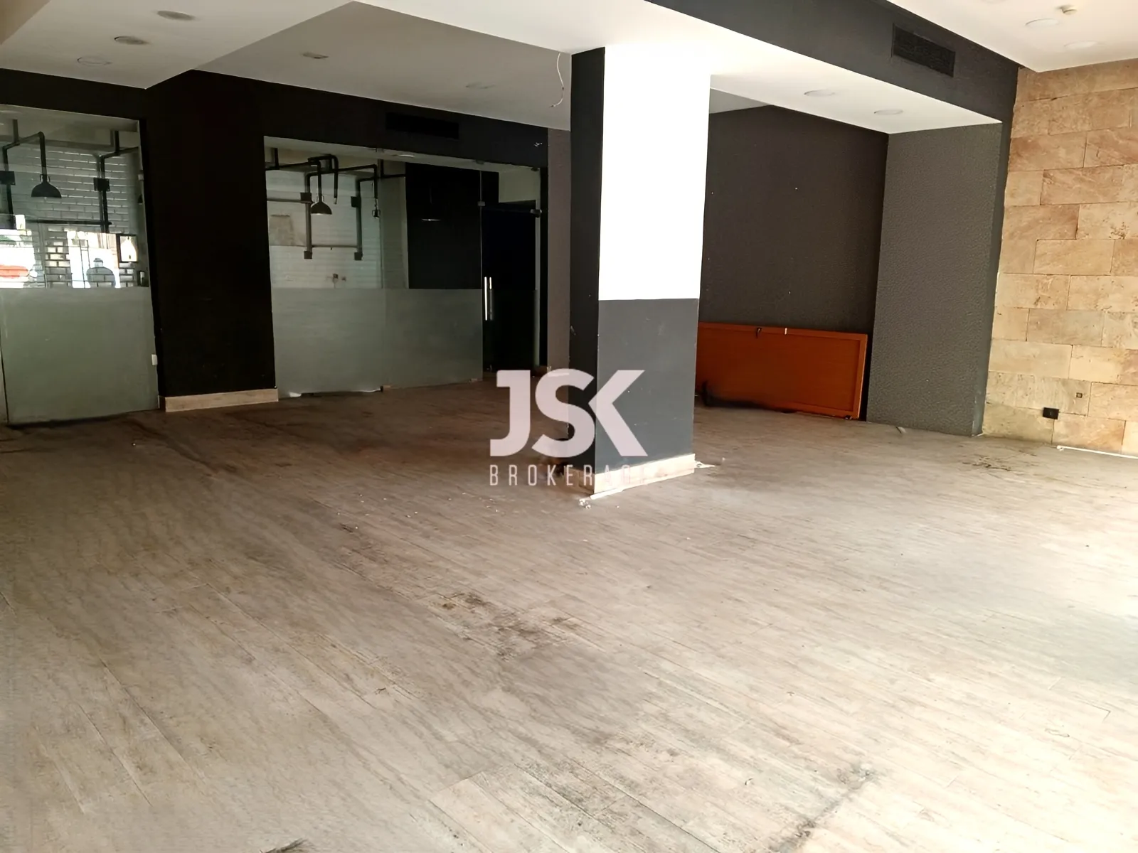 Office for Rent in Adma w Dafnah