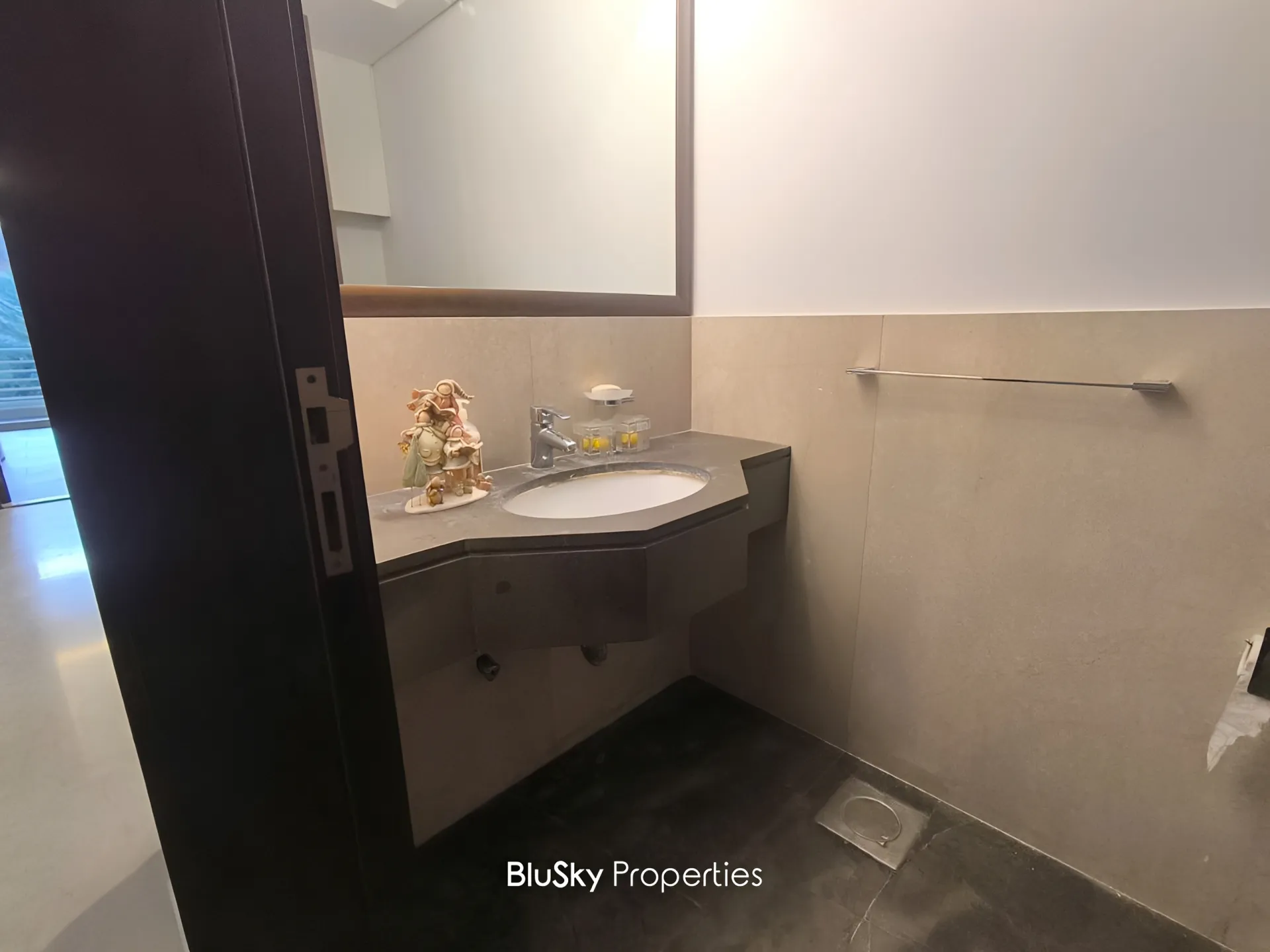 Apartment for sale in Rabieh
