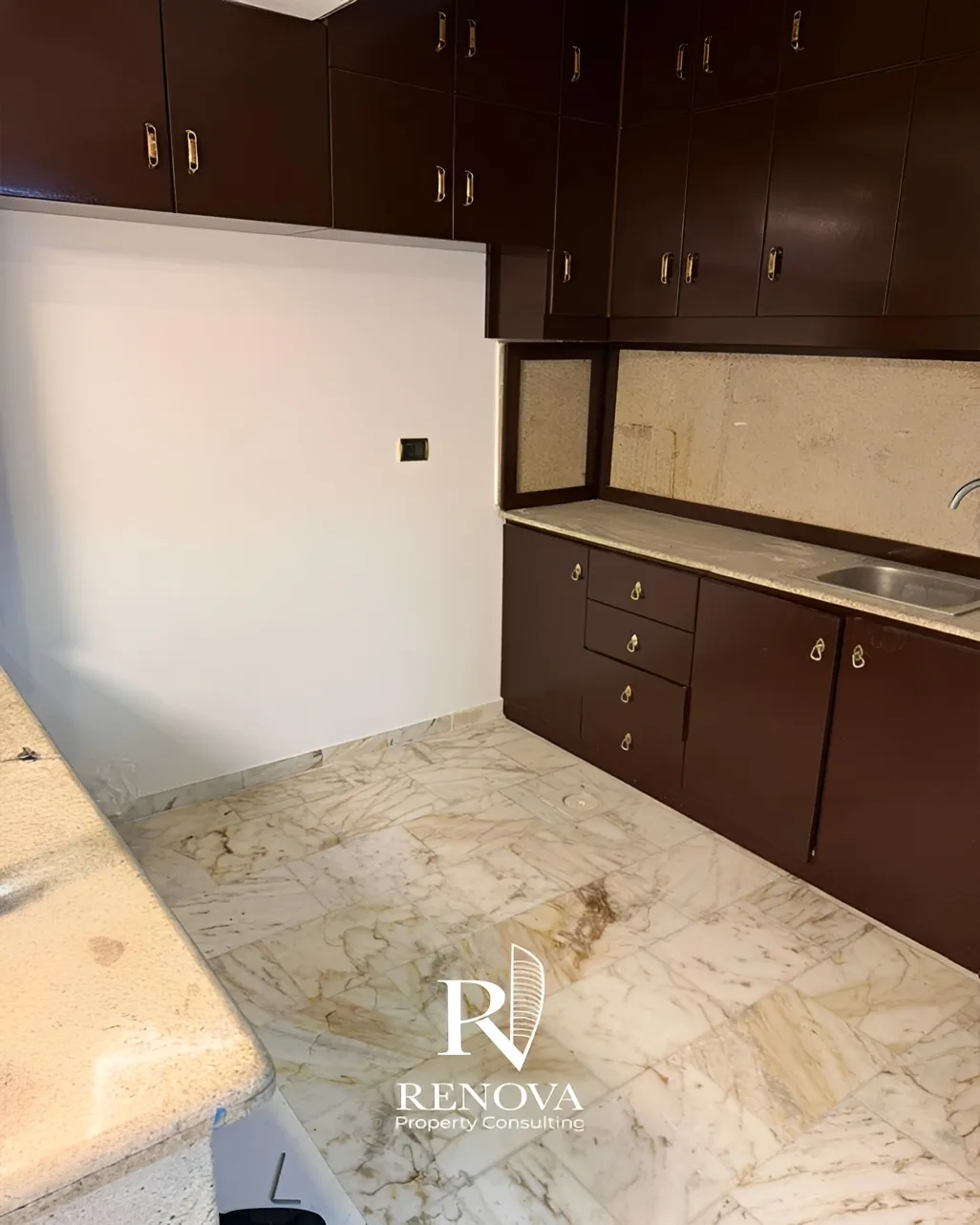 Office for sale in Mathaf