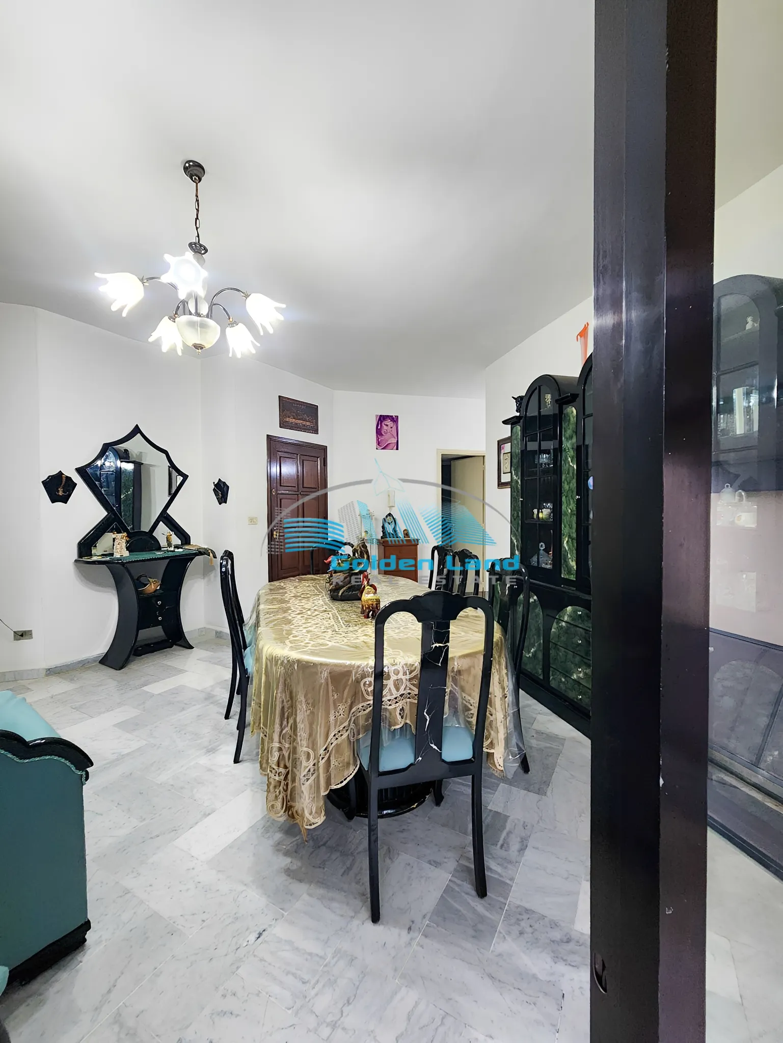 Apartment for Sale in Bharsaf