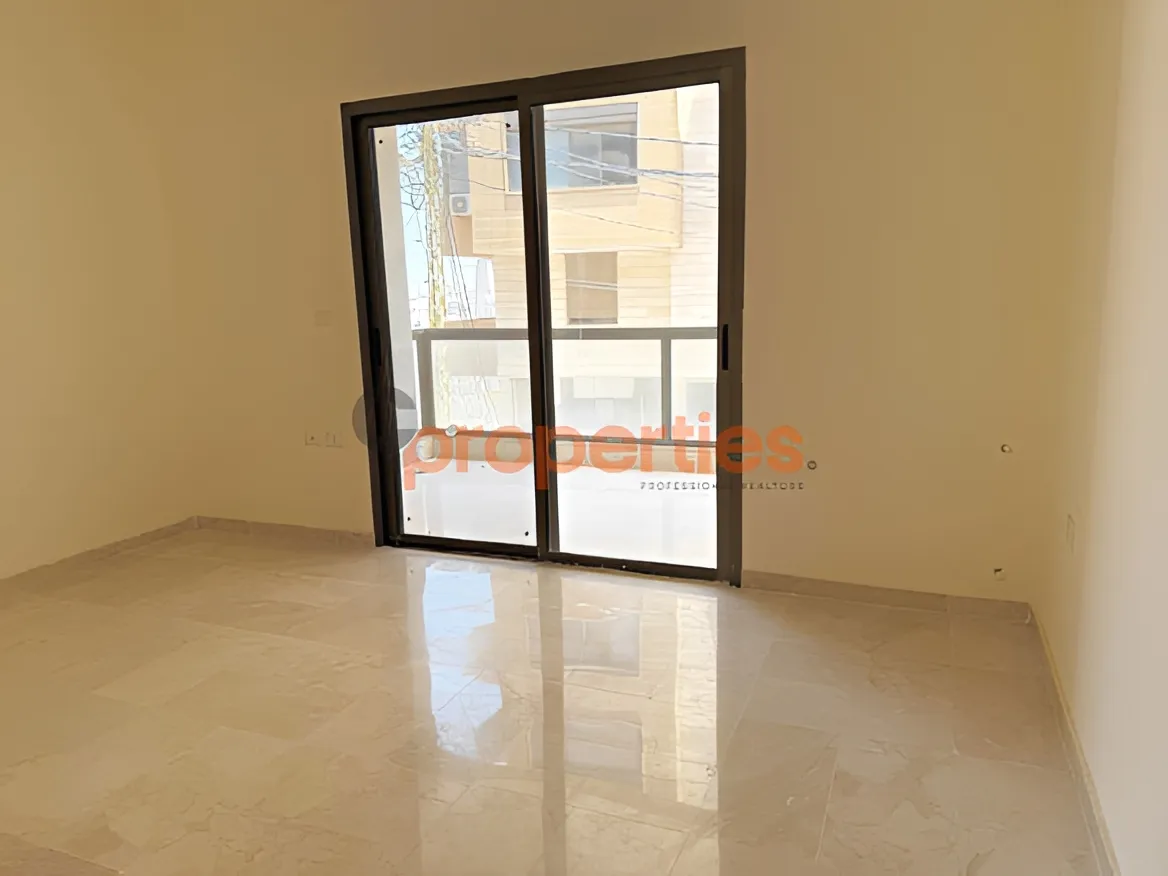 Apartment for Sale in Louaizeh
