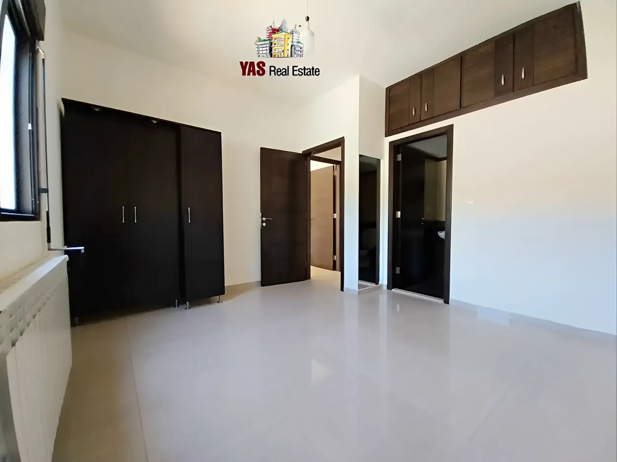 Apartment for Rent in Ajaltoun