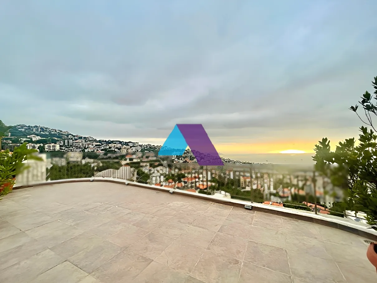 Apartment for Sale in Ain Aar