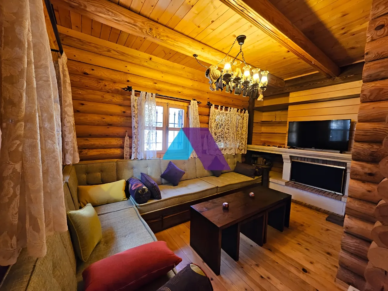 Villa for Sale in Laqlouq