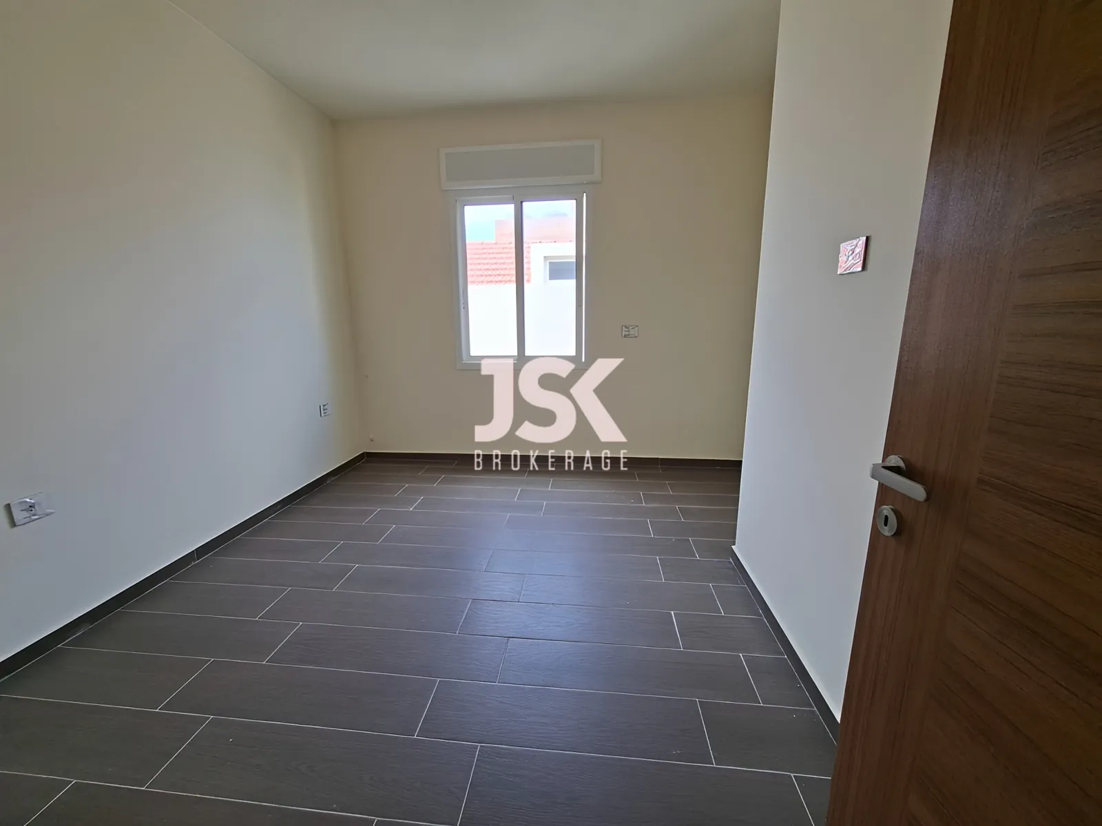 Duplex for Sale in Blat