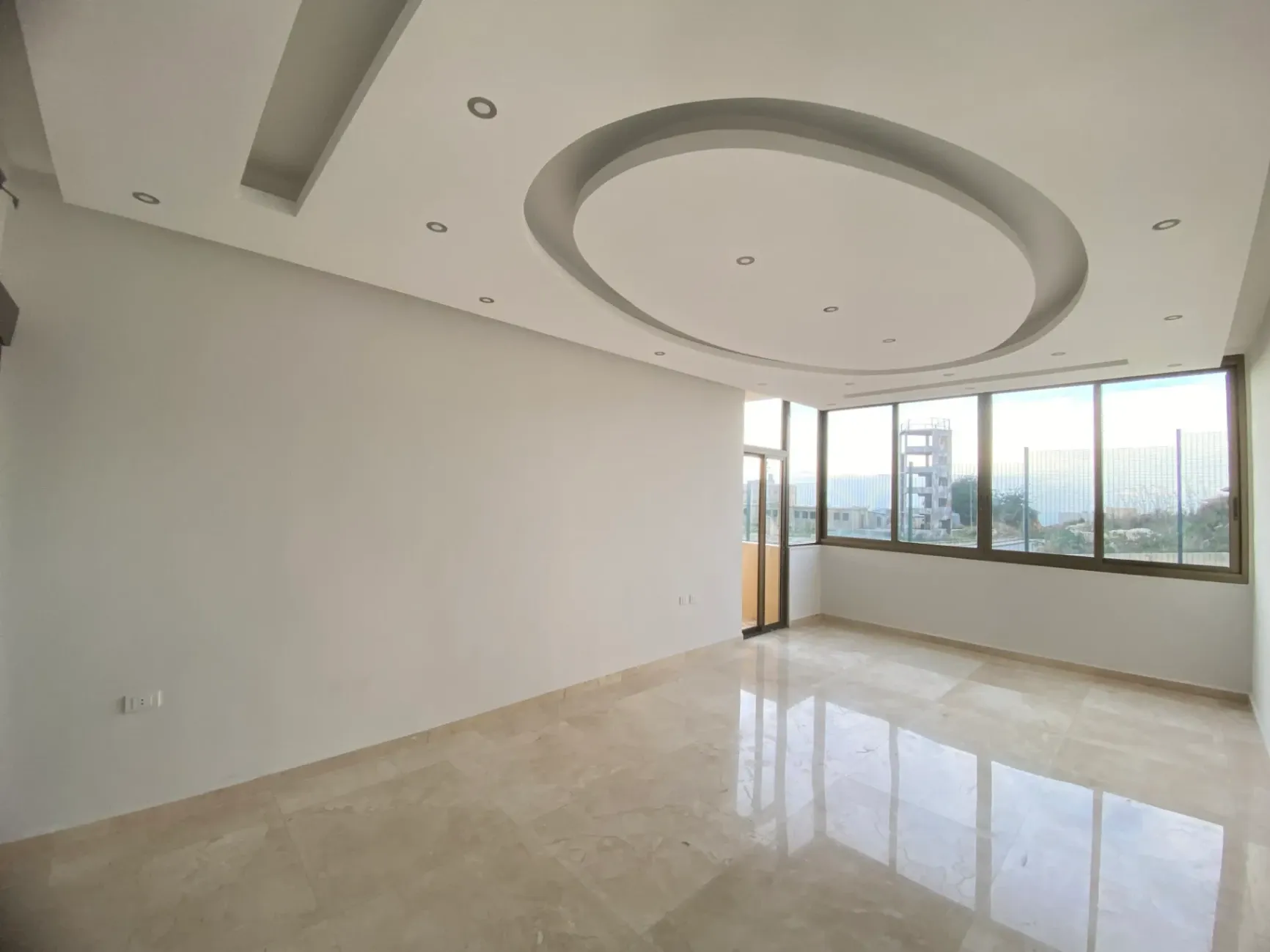 Apartment for sale in Dawhet Aramoun, Lebanon - 2 bed, 2 bath
