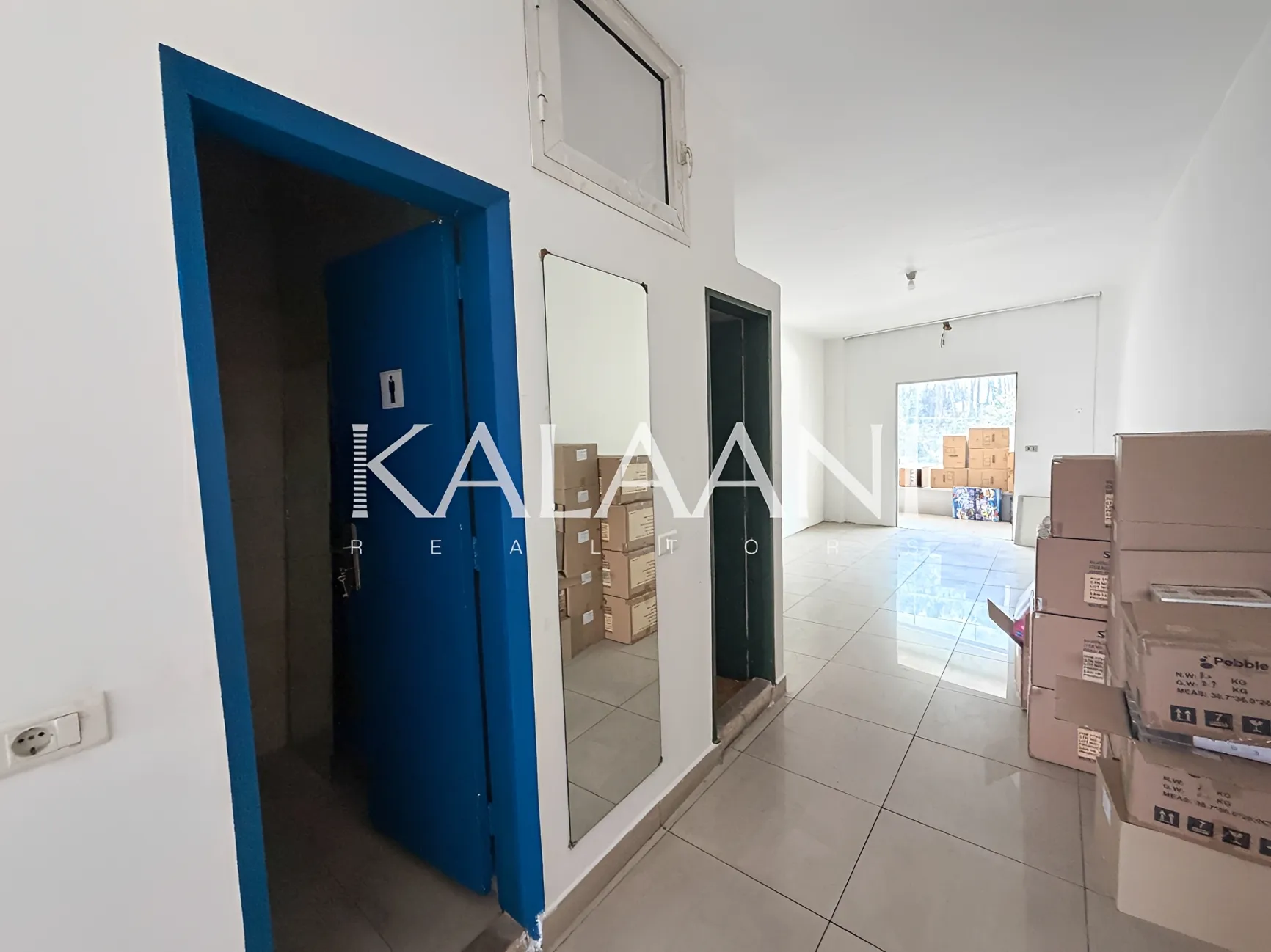 Shop for sale in Mazraat Yachoua, Lebanon