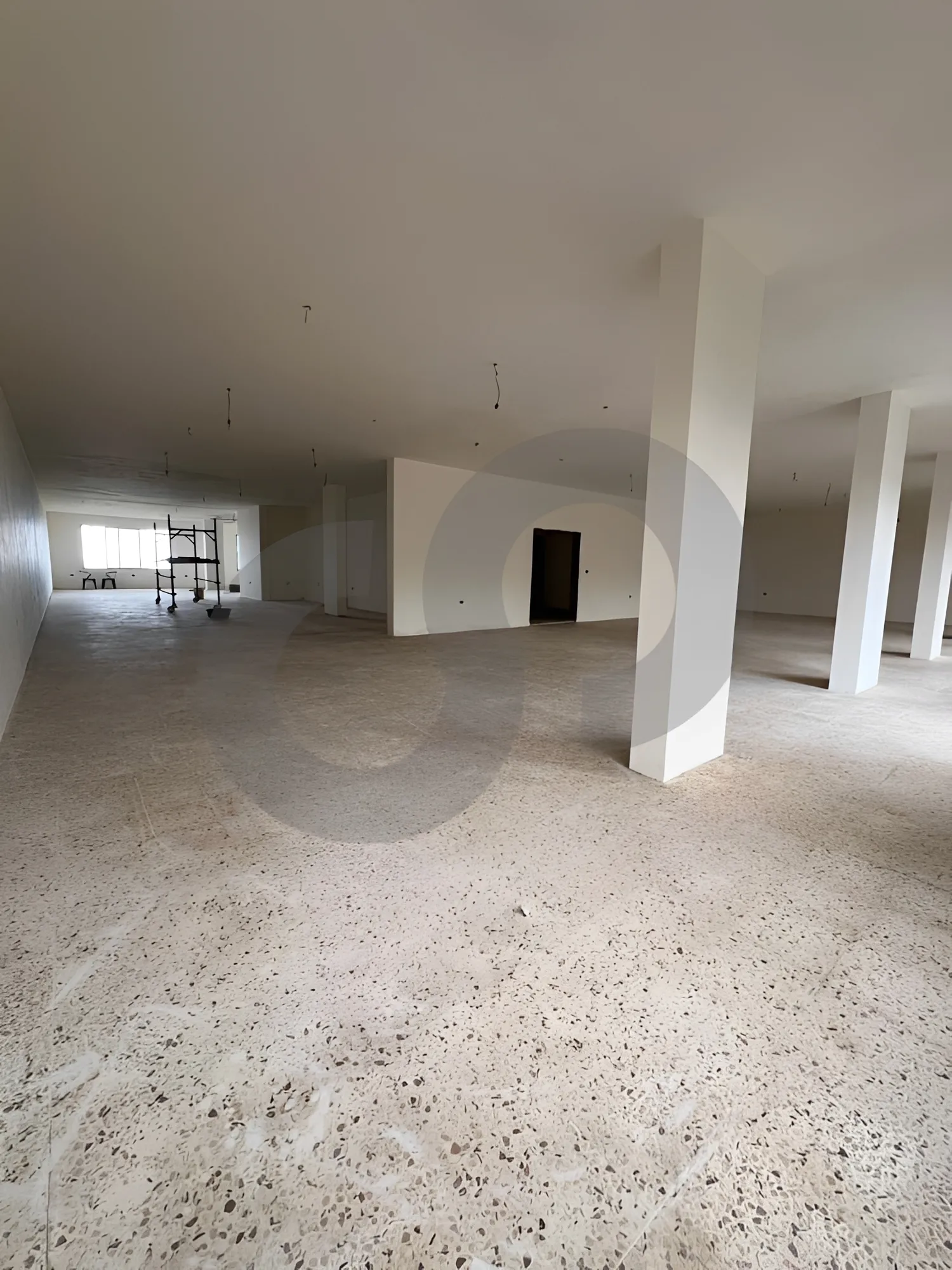 Commercial Property for Rent in Khalde