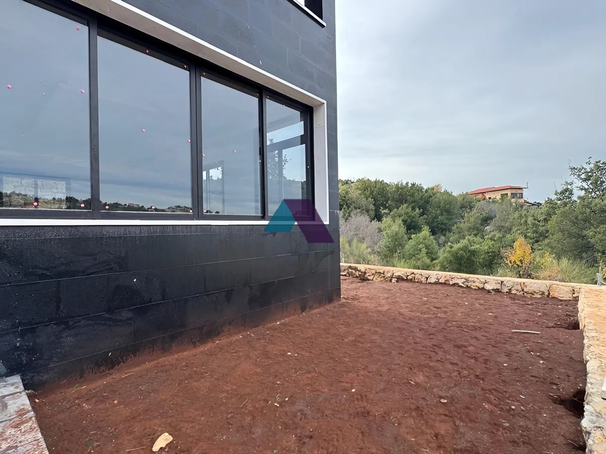 Villa for Sale in Mechmech