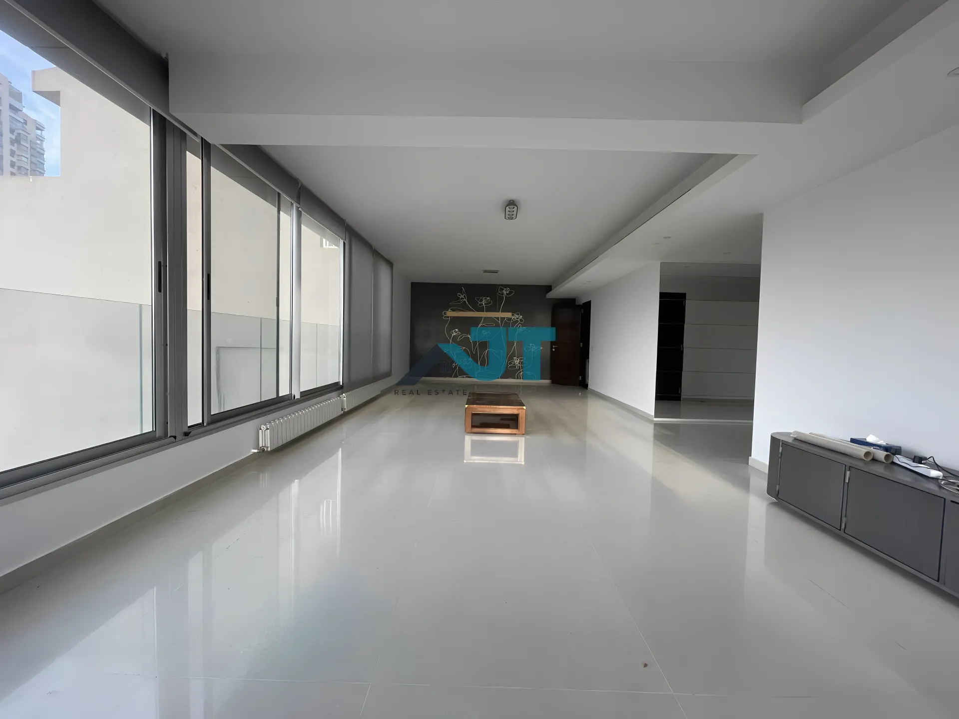 Apartment for Rent  in Nazareth - 3 bed, 4 bath