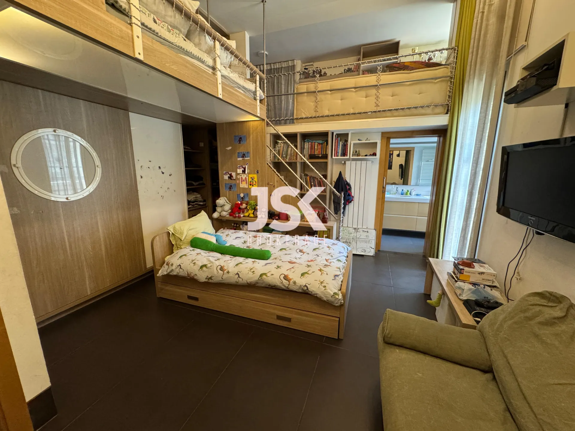 Apartment for Sale in Ras