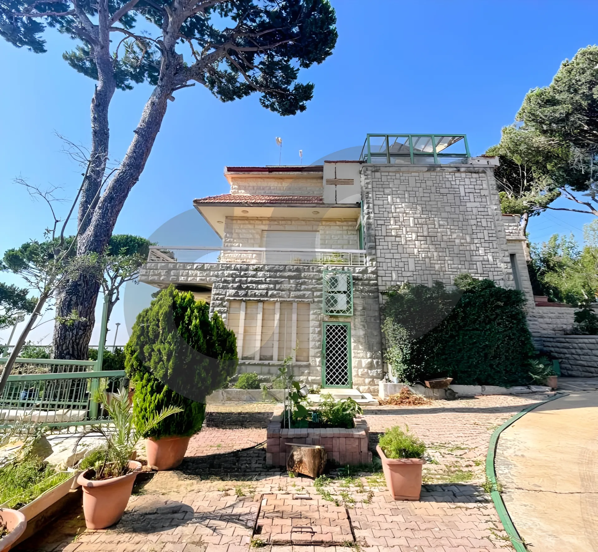 Villa for Sale in Aley