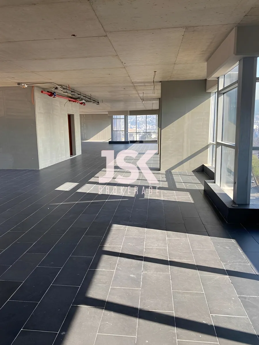 Office for Rent in Mdawar, Achrafieh, Beirut Lebanon