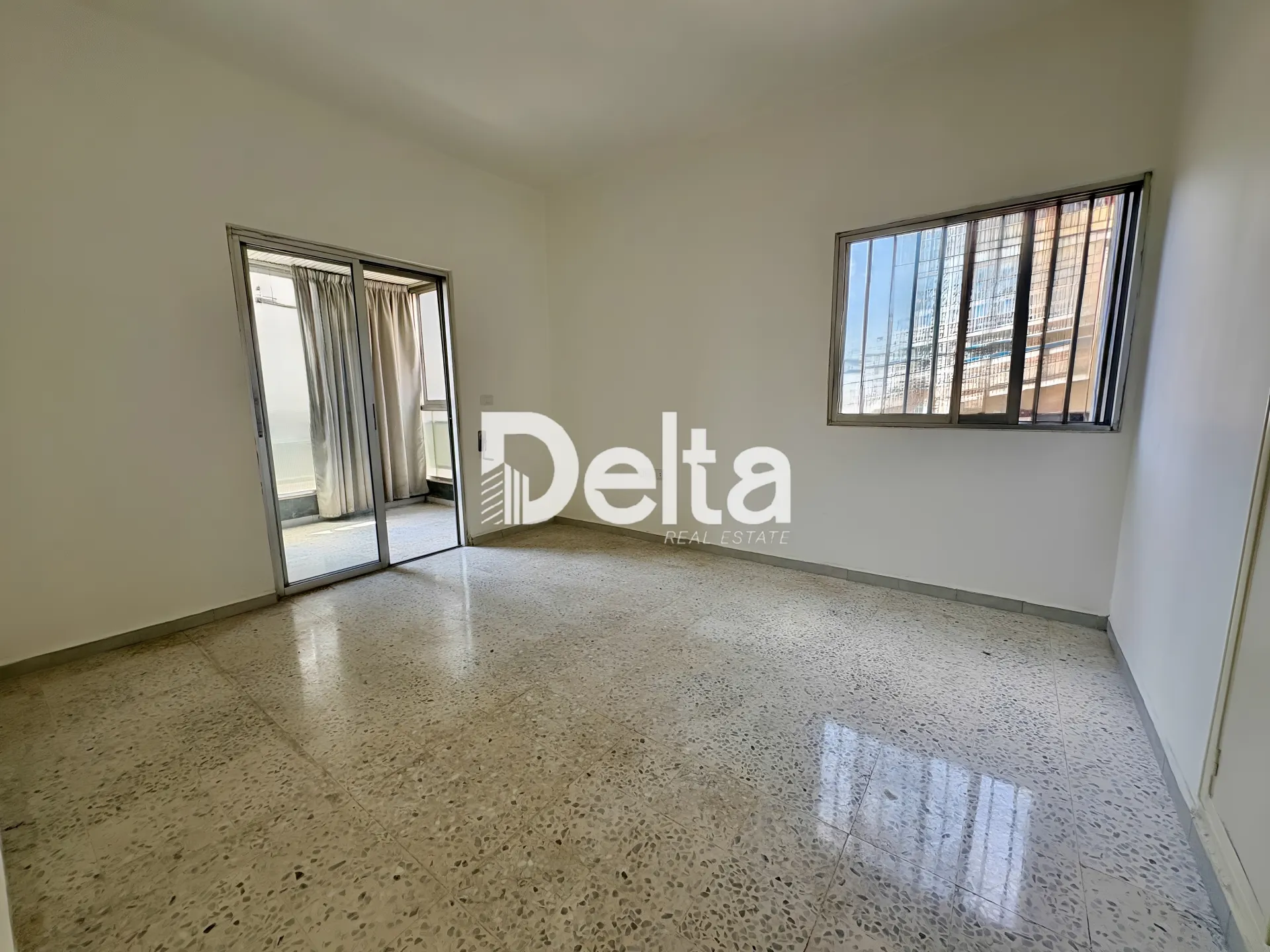 Apartment for sale in Mar elias, beirut, lebanon