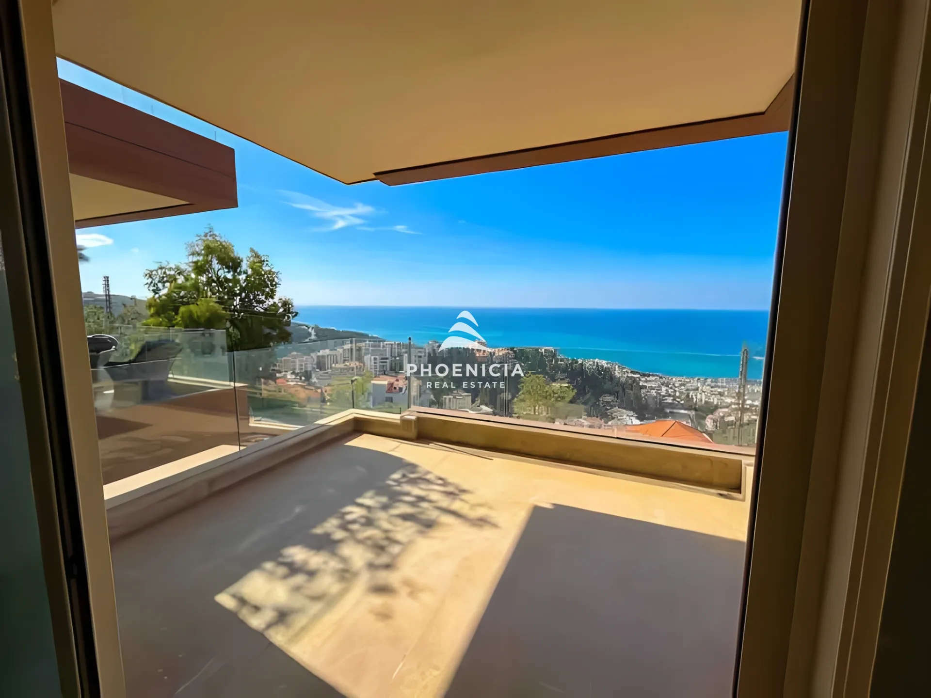 Apartment for Sale in Blat - 3 bed, 3 bath