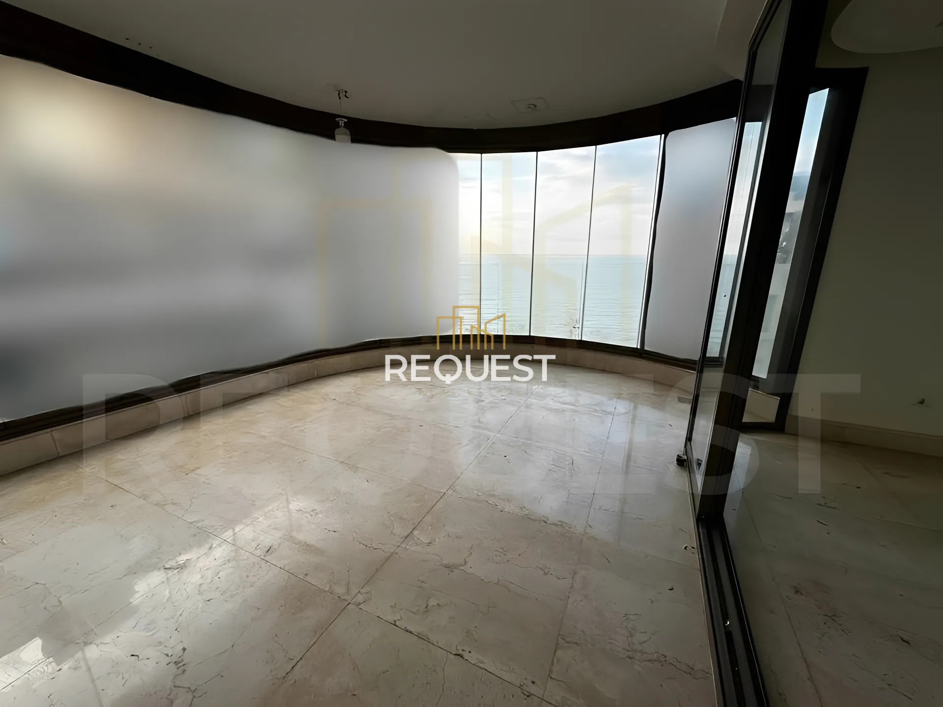 Apartment for rent in Ain el-mreisseh, beirut, lebanon - 4 bed, 5.0 bath