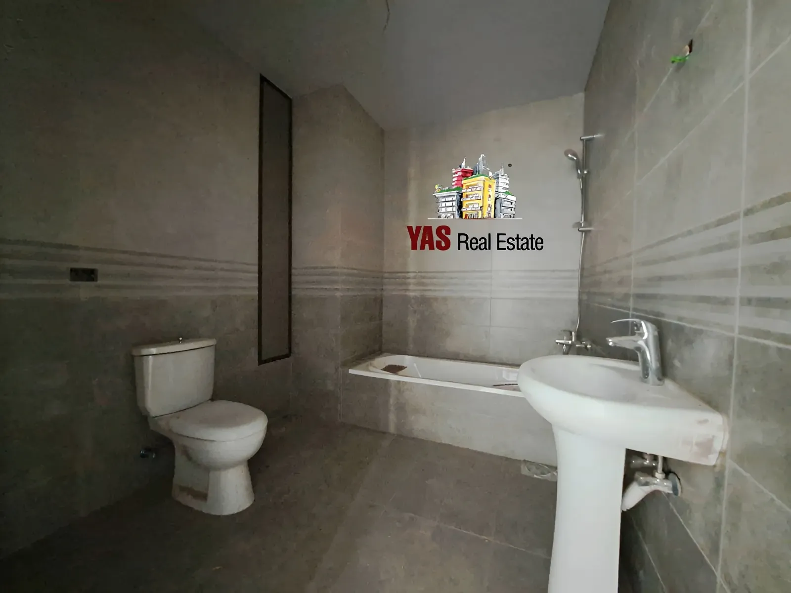 Apartment for Sale in Ashqout