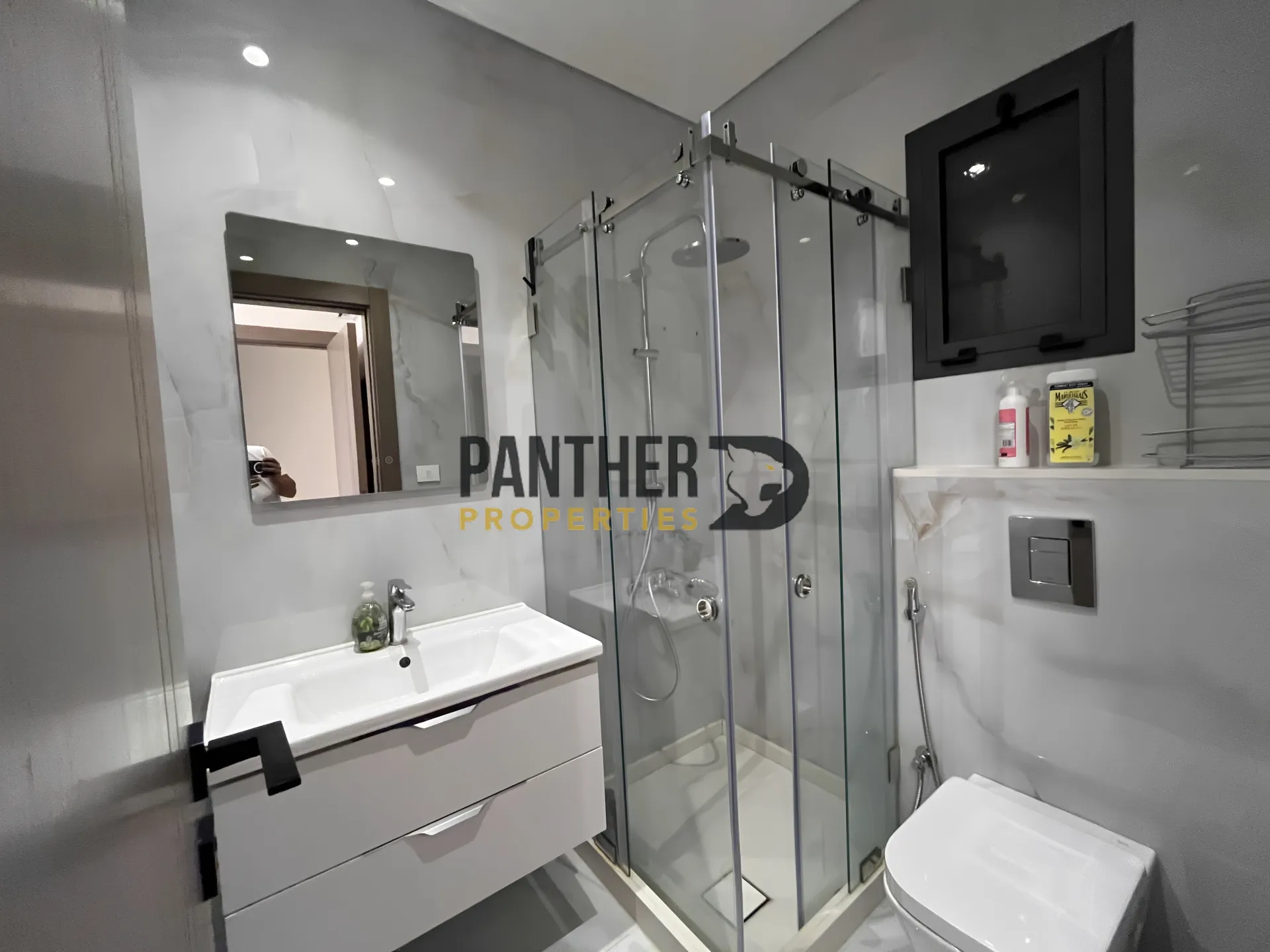 Apartment for rent in Achrafieh