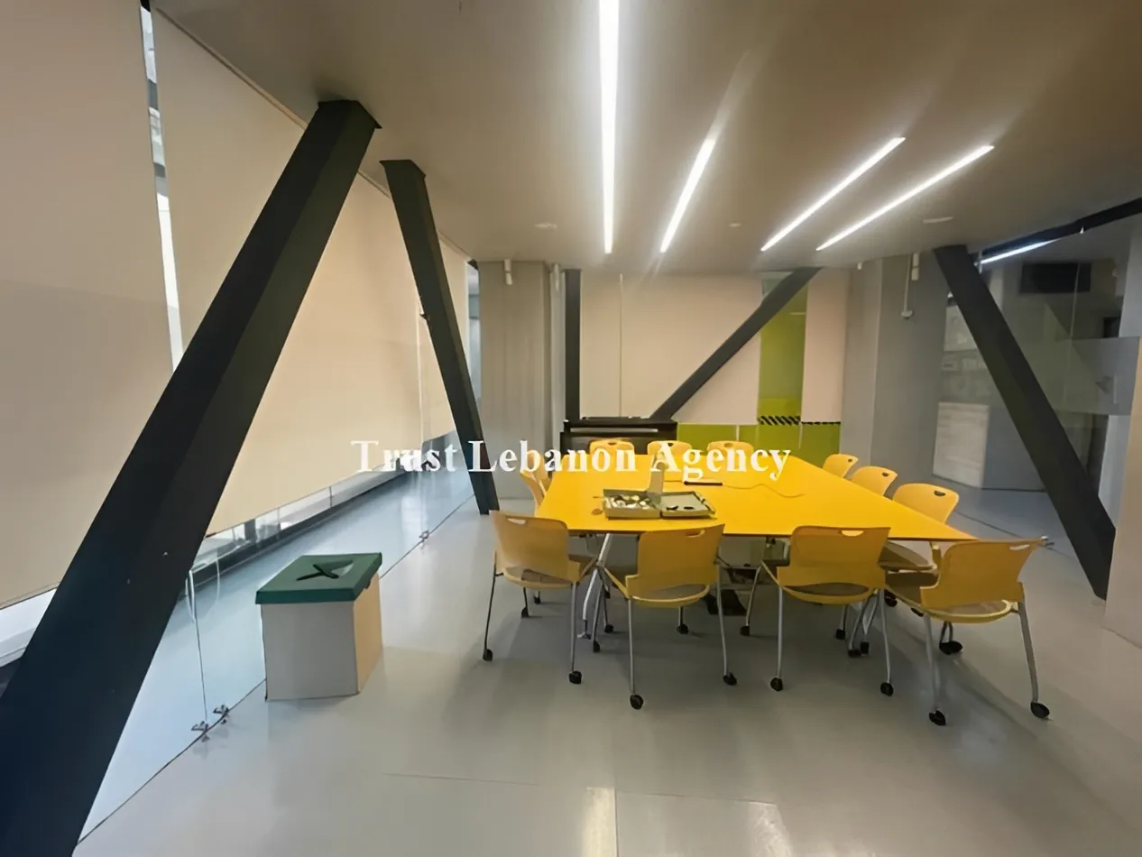 Office for rent in Baabda, Furn Al Chebak