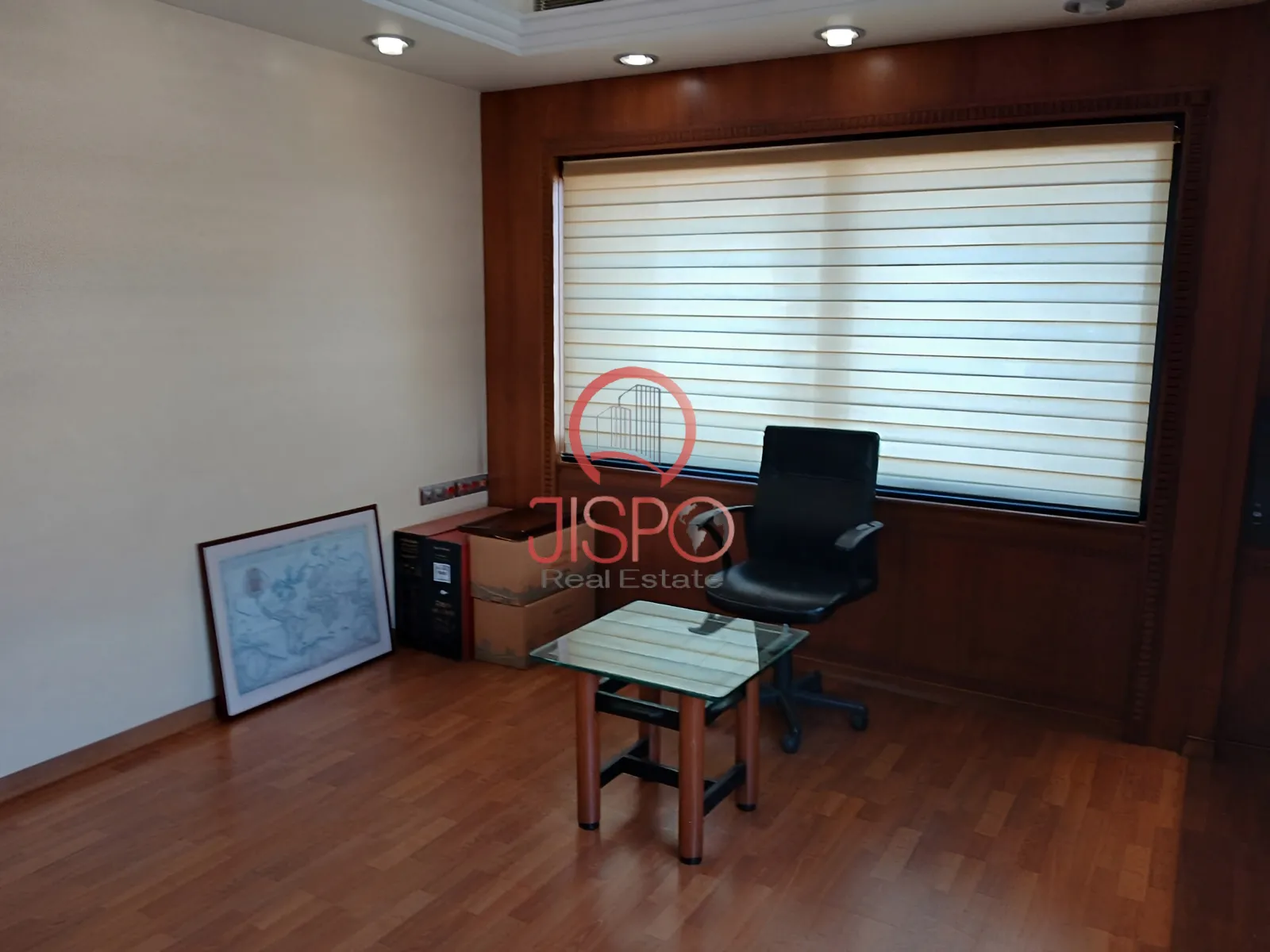 Office for sale in Daoura