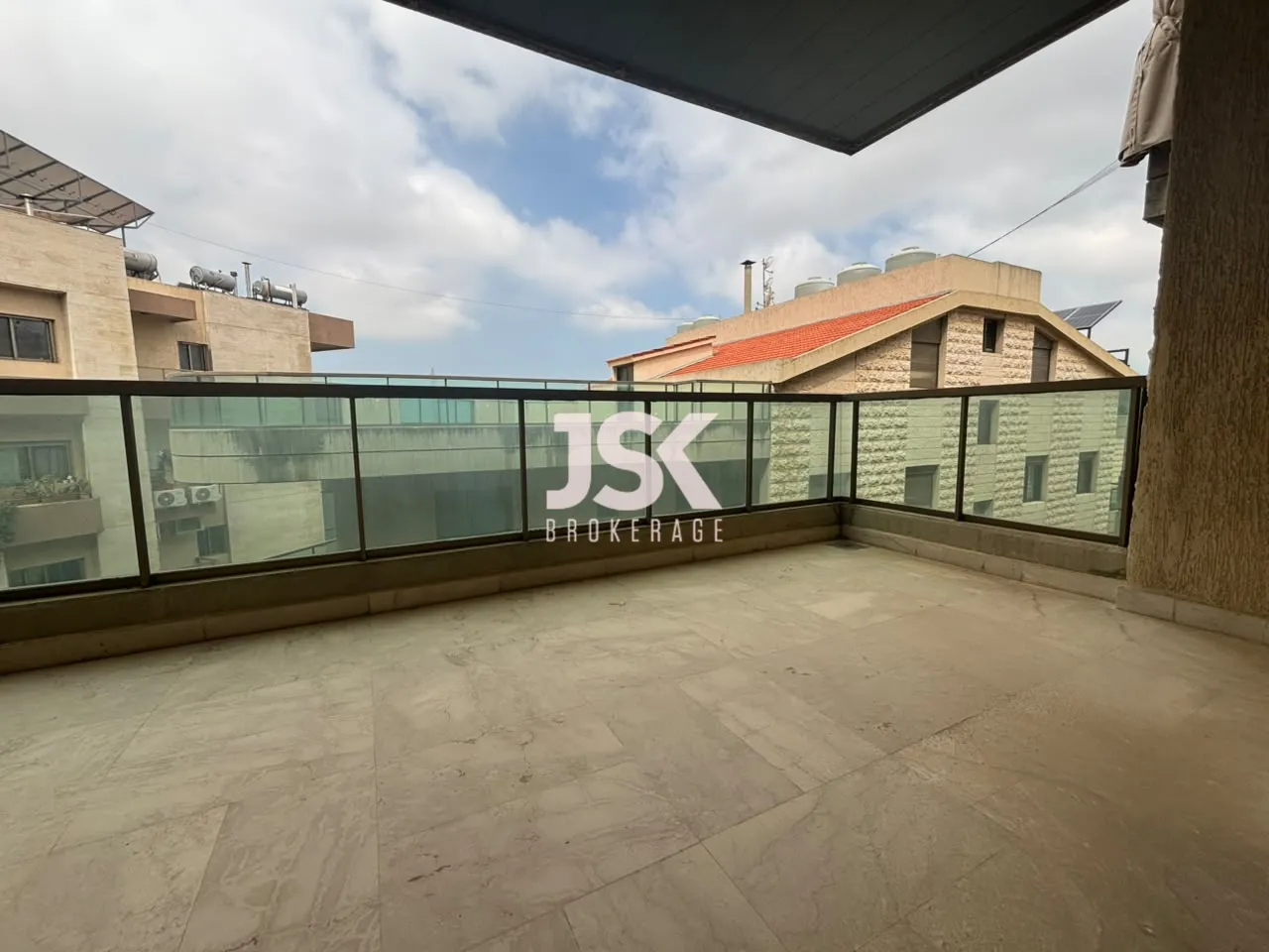 Apartment for Rent in Mazraat Yachoua