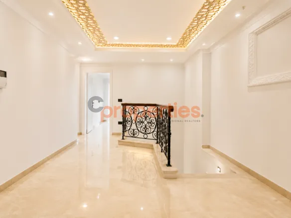 Apartment for Sale in Jnah - 5 bed, 7 bath