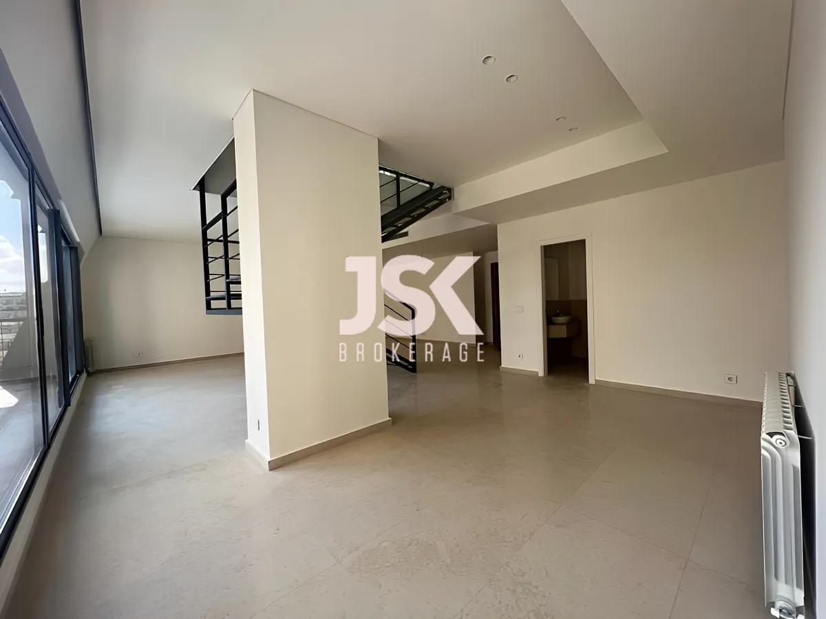 Apartment for Sale in Caree d'or, Achrafieh, Beirut, Lebanon - 3 bed, 4 bath