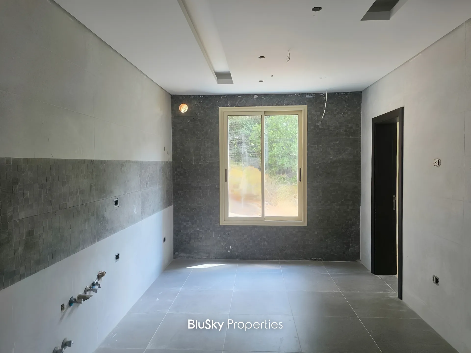 Apartment for sale in Ain saadeh, lebanon - 3 bed, 4.0 bath
