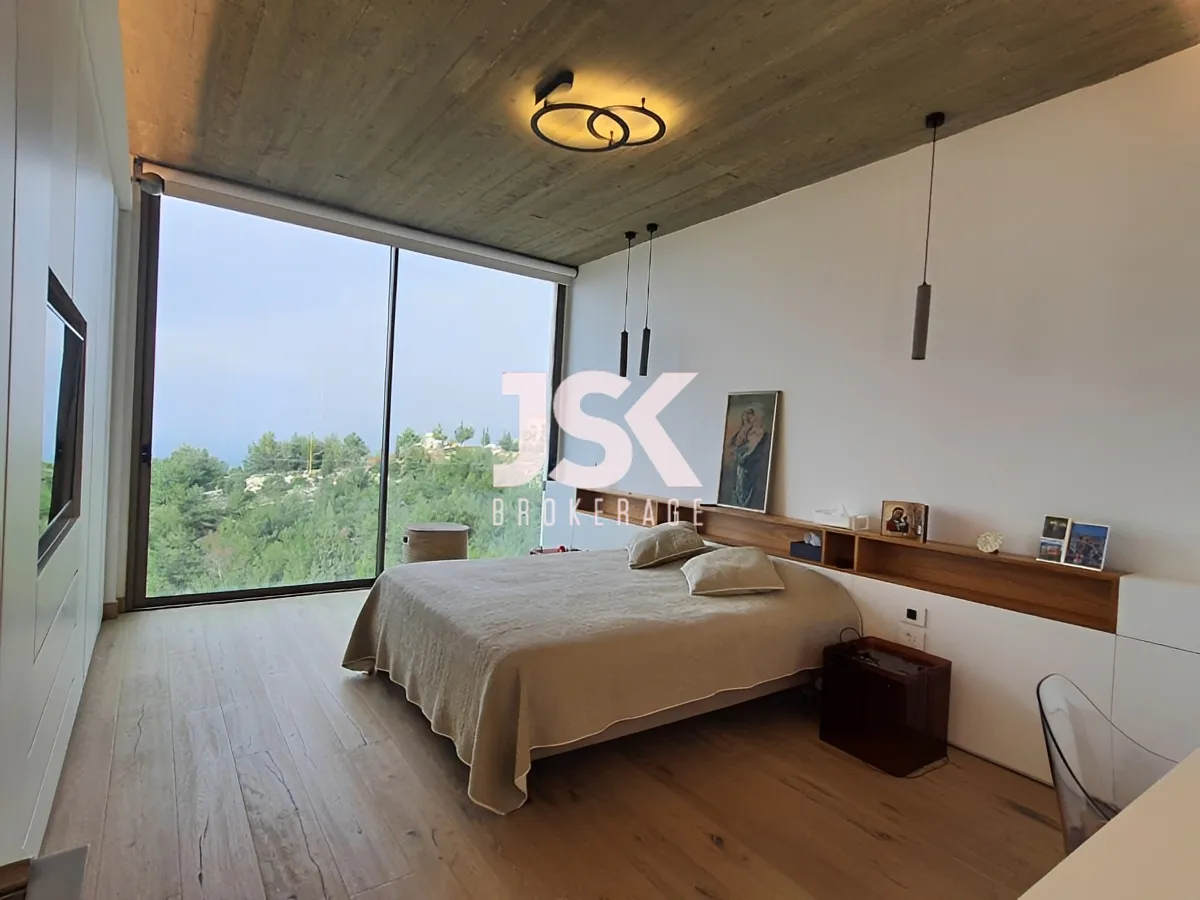 Penthouse for rent in Adma w Dafnah
