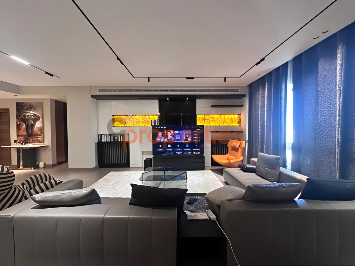Apartment for Sale in Raoucheh - 2 bed, 4 bath