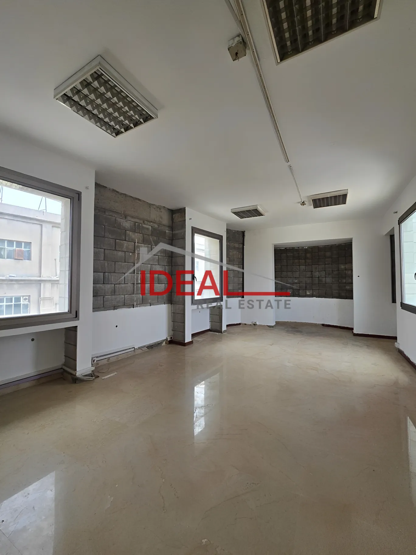 Commercial Building for rent in Mkalles, Lebanon