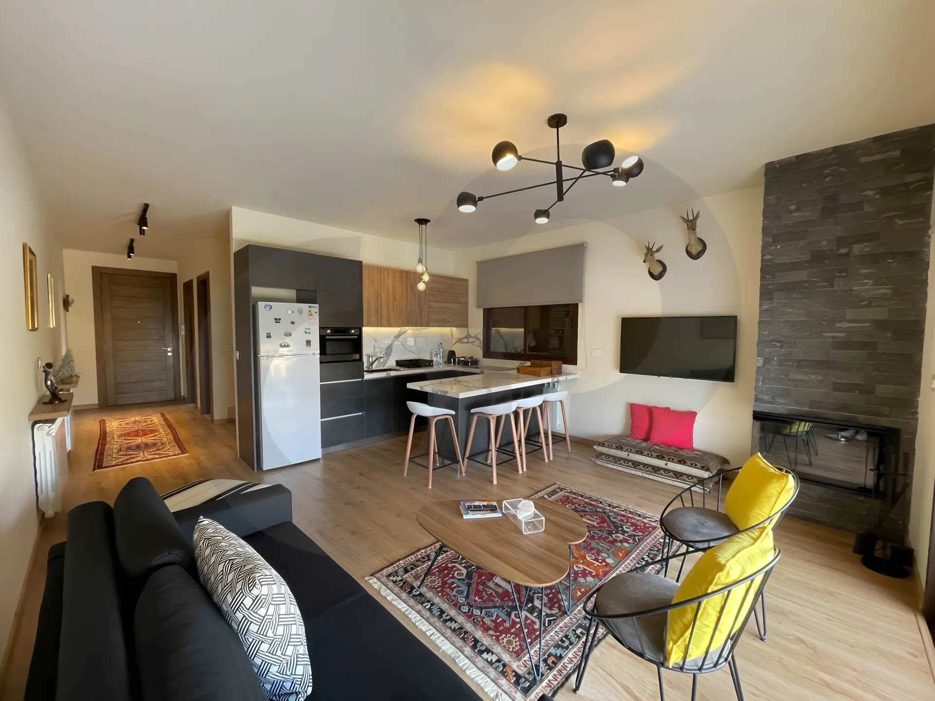 Chalet for Sale in Kfardebian