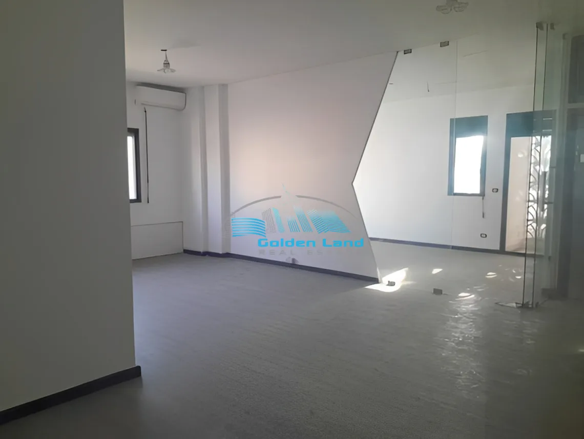 Shop for rent in Baabdat