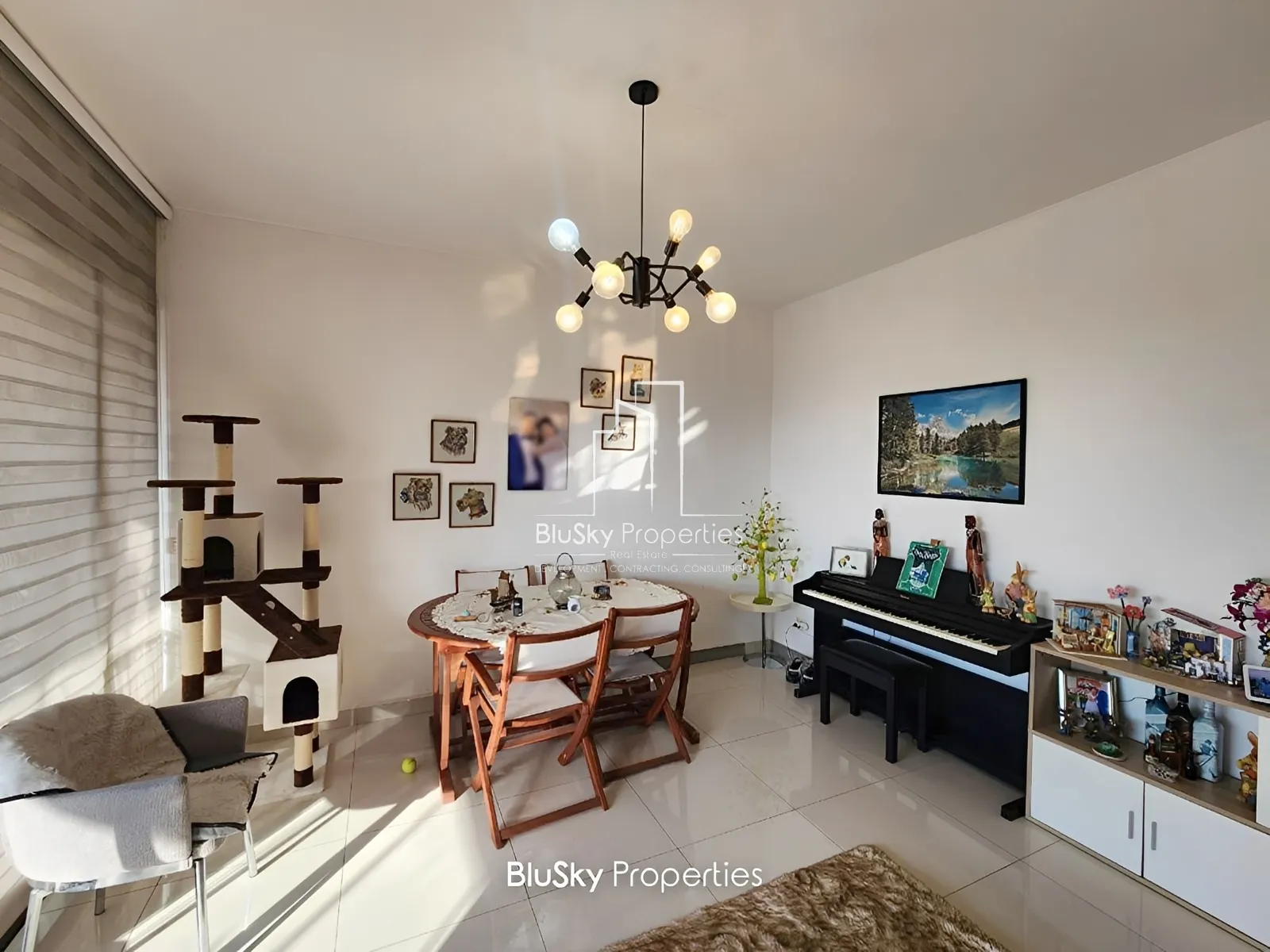 Apartment for Sale in Jdeideh - 3 bed, 3 bath