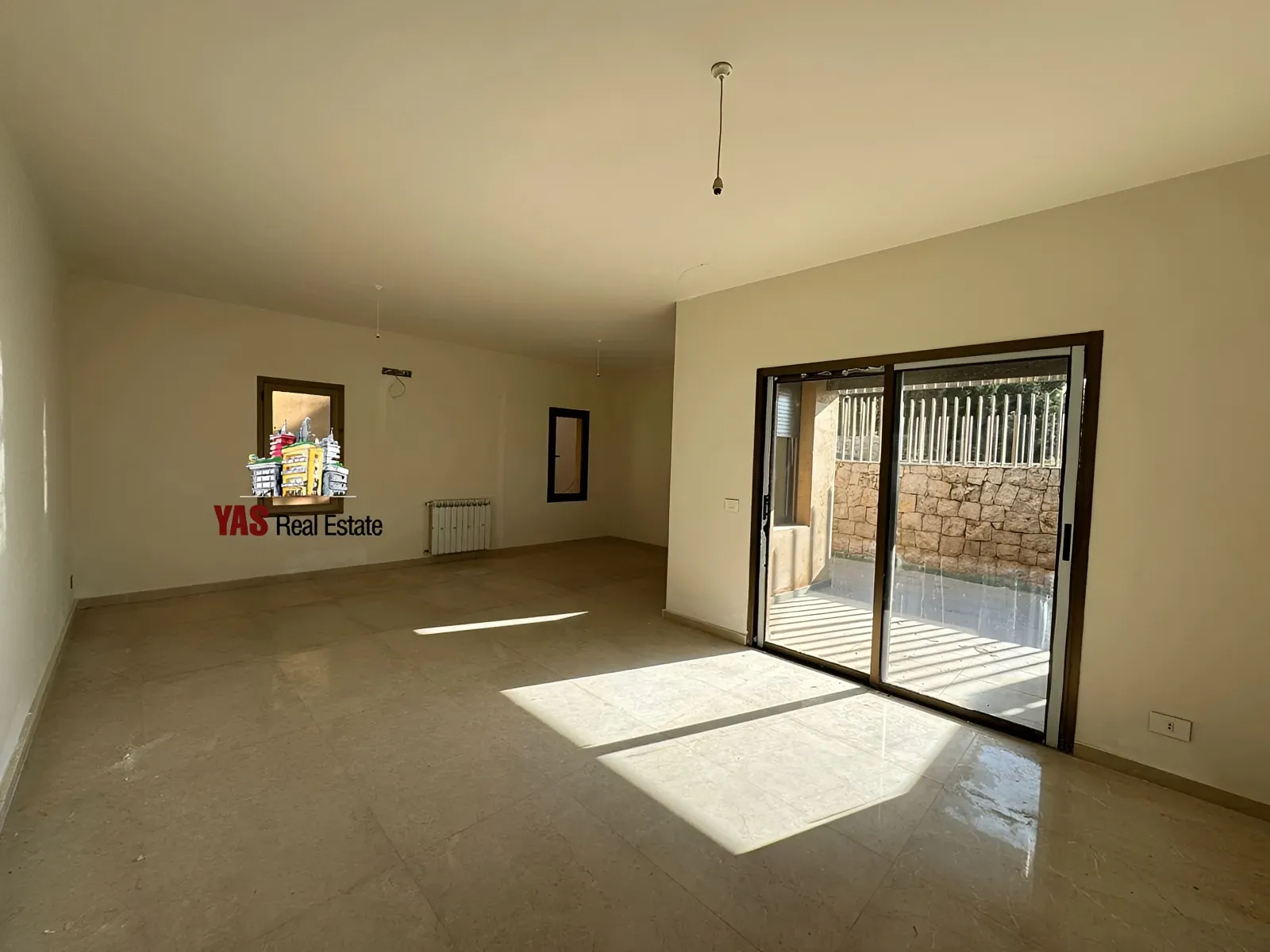 Apartment for Sale in Ballouneh