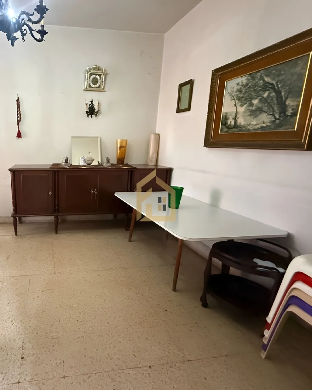 Apartment for rent in Tariq El Jdideh, Beirut, Lebanon - 2 bed, 2 bath